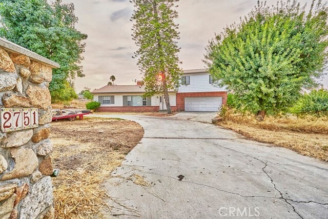 Building Photo - 2751 Batson Ave