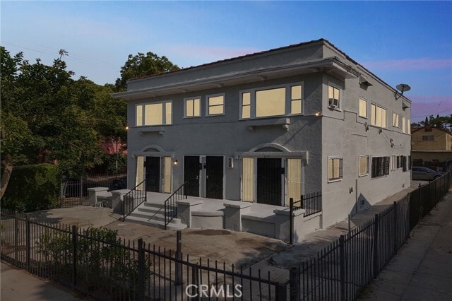 Photo - 875 W 41st Dr