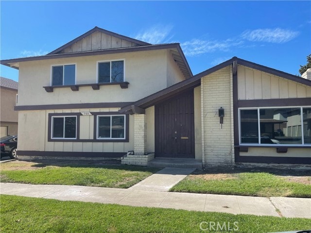 Building Photo - 760 N Adele St Unit 3