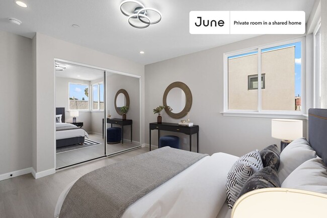 Private bedroom in 5 bed/5 bath Home - Private bedroom in 5 bed/5 bath Home Unit E