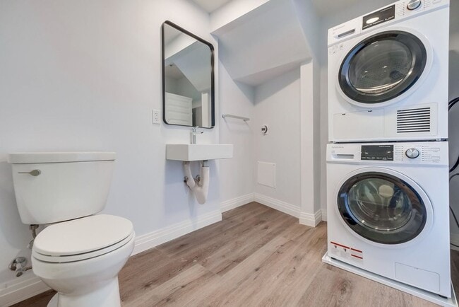 Photo - Stunning 2 Story Modern Lofts in Koreatown - 6 Weeks Free Move In Special! Unit 302