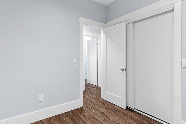Photo - Elm Avenue Apartments