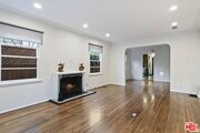 Photo - 362 Westbourne Dr House