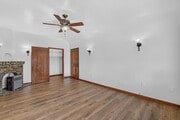 Photo - 731 E Broadway Unit G