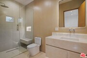Photo - 1130 N Poinsettia Pl
