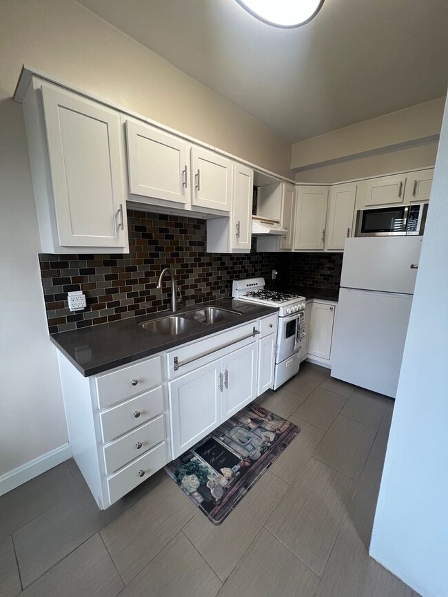 Photo - 1030 E Ocean Blvd Unit 504