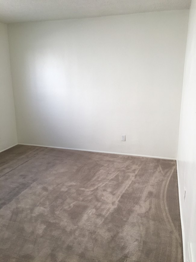 Bedroom - 1601 Maltman Ave Unit 3