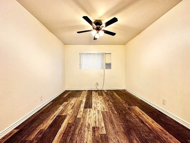 Photo - 14271 Dickens St Unit #B4