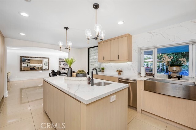 Photo - 3677 Eddingham Ave