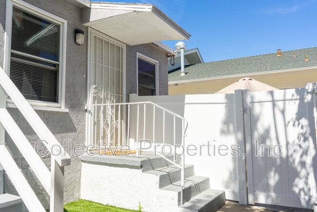 Building Photo - 3122 Cañon Street - B