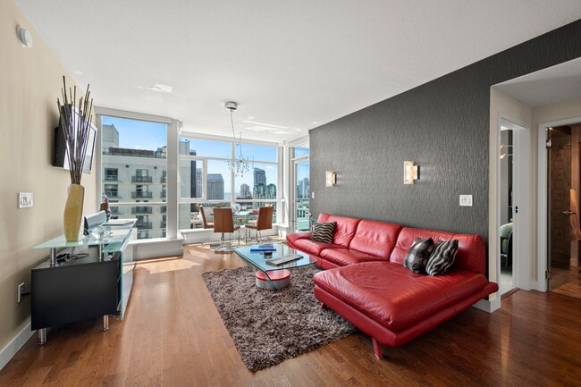 Photo - West Facing Downtown Condo for Rent! Unit 1607