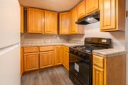 1BR, 1BA - 896SF - Kitchen - 443-447 1/2 Ulysses St. Apartments