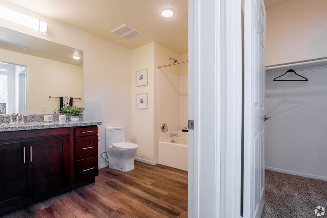 Photo - Turtle Creek