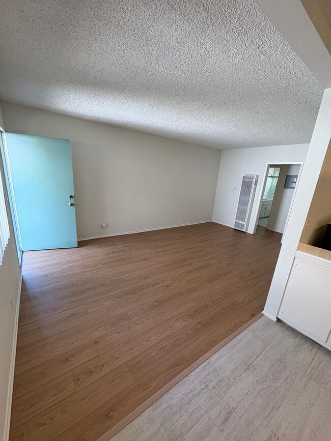 Photo - 7832 W Manchester Ave Unit 3