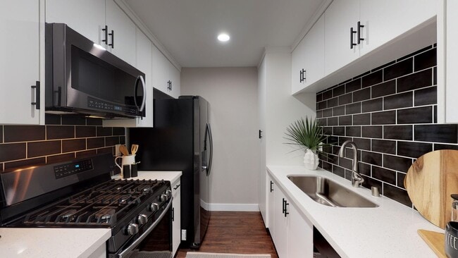 Photo - The Hideaway