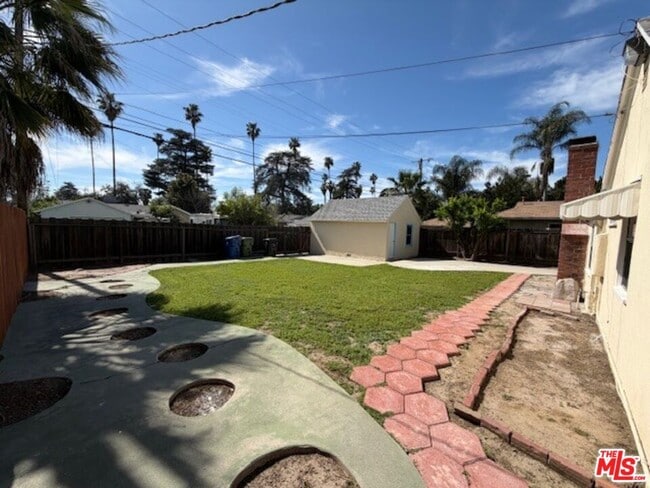 Photo - 17400 Cantlay St