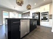 Photo - Civita/Apex – Luxury 3BR 3.5BA, Valley Vie... House