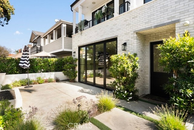 Photo - 616 Acacia Ave