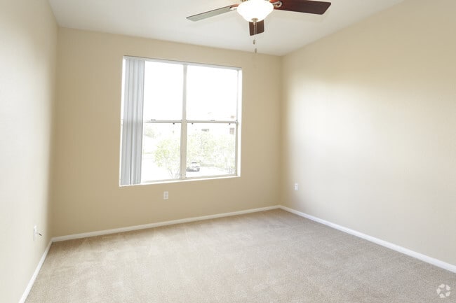 Photo - Campana Crown Valley Apartments