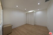 Photo - 7935 Bonfield Ave