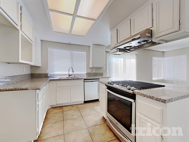 Photo - 15473 Casa Grande St