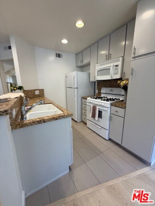 Photo - 4322 Matilija Ave Unit 7