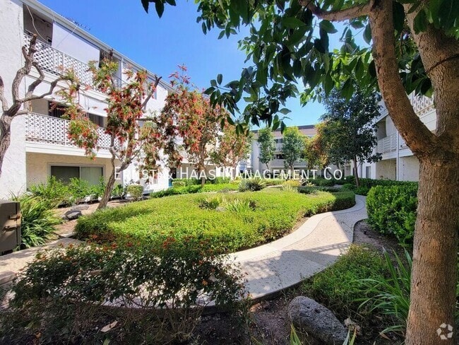 Building Photo - 3565 Linden Ave Unit #143 Rental