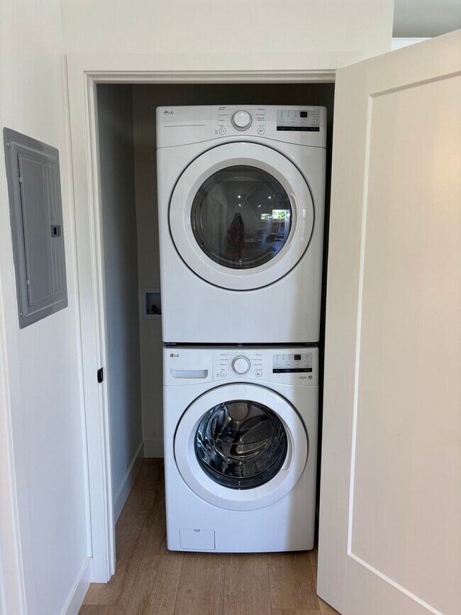 Photo - 6038 Maury Ave Unit ADU