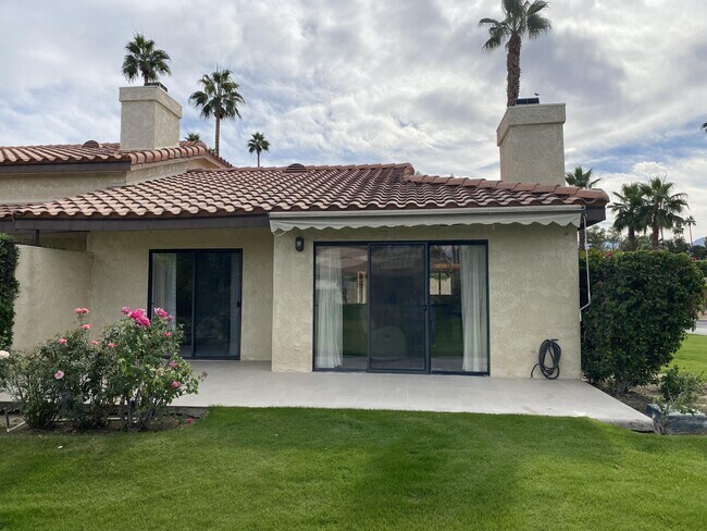 Photo - 130 Willow Lake Dr