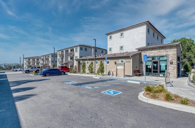 Photo - Alpine Family Apartments