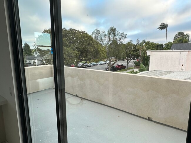 Photo - 256 B Ave