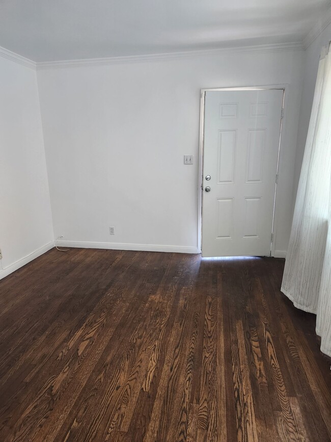 Photo - 767 W 90th St Unit 767 W. 90th Street