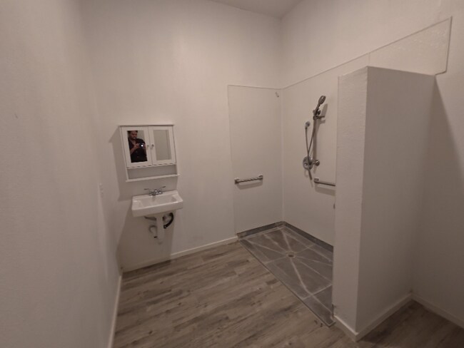 Photo - 10501 Wilmington Ave Unit 1