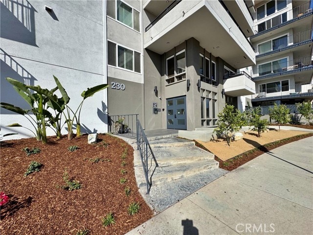 Building Photo - 230 S Catalina Ave Unit 203