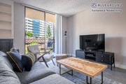 Photo - 535 Gayley Ave Apartment Unit FL3-ID192