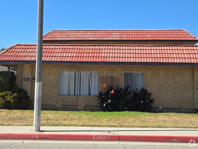 Building Photo - 2433 E Garvey Ave N Unit 2 Rental