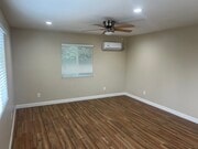 Photo - 13649 Hartsville St House