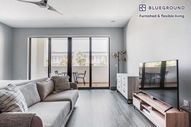 Photo - 5100 Wilshire Blvd Unit FL4-ID1224