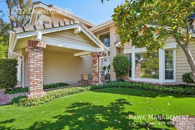 Photo - 22322 Cairnloch St