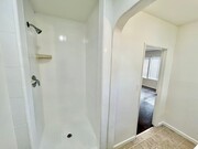 Photo - Spacious Studio with Archways, Kitchen Isl... Unit 1406-5 Sassafras
