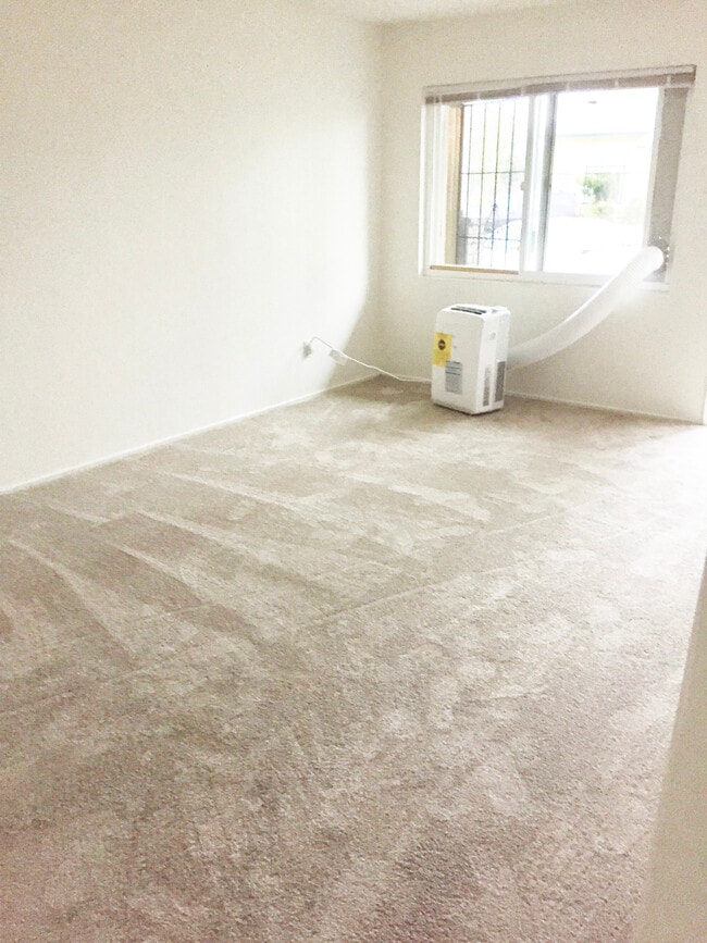 Photo - 487 E Park Ave Unit 487 East Park Avenue