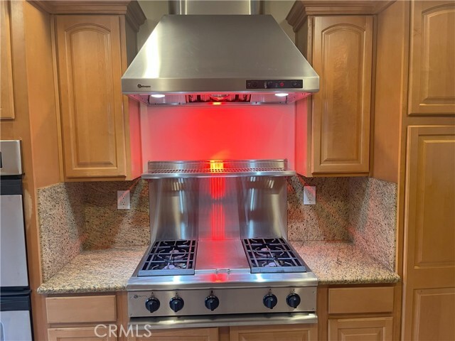 Photo - 14320 Hortense St