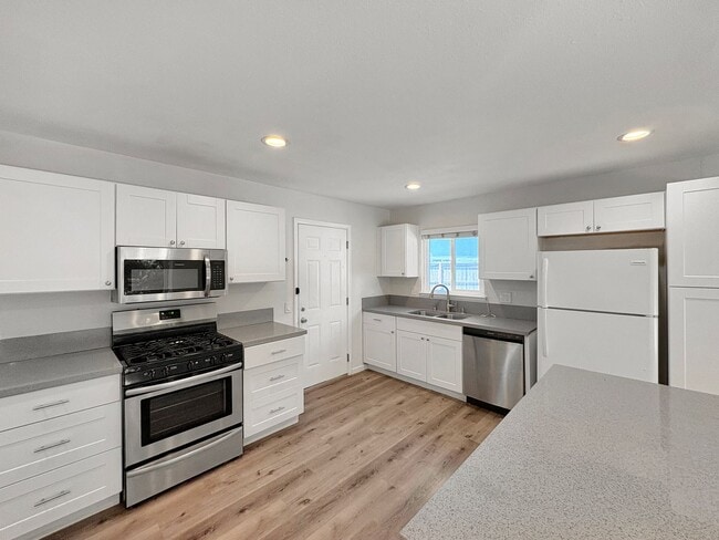Photo - SD: Spacious 3BD/2BA Home in Oceanside with Large Backyard, In-Unit Laundry & Attached Garage