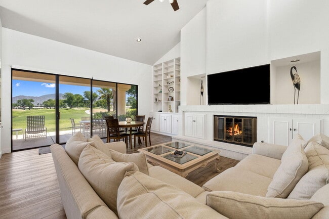 Photo - 54612 Inverness Way