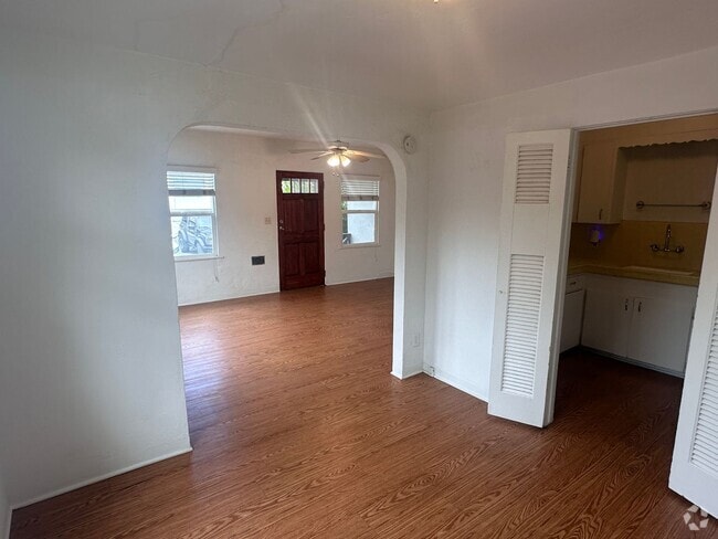 Building Photo - Kansas Street Duplex Unit 4619 Rental