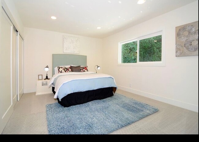 Photo - 15643 Woodfield Pl