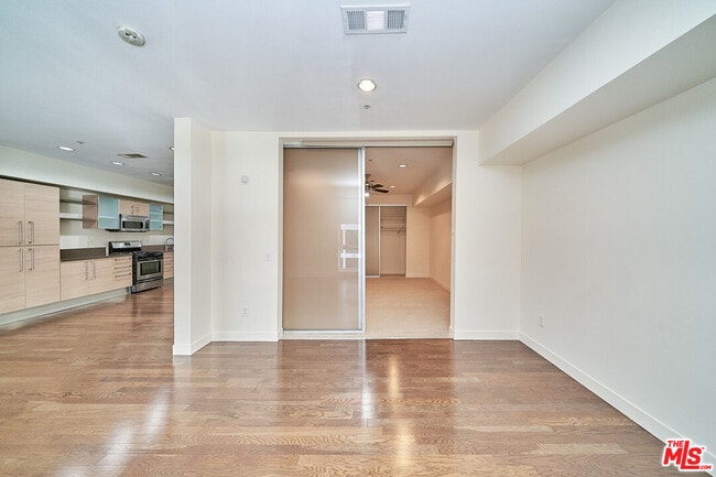 Photo - 1234 Wilshire Blvd Unit 535