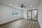 Photo - 162 Terracina Way Unit B