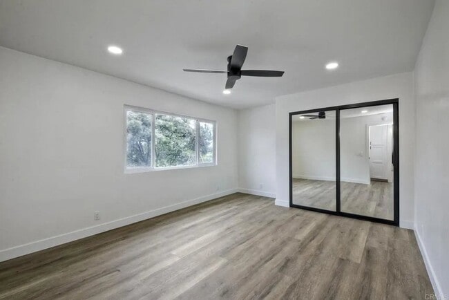 Photo - 162 Terracina Way Unit B