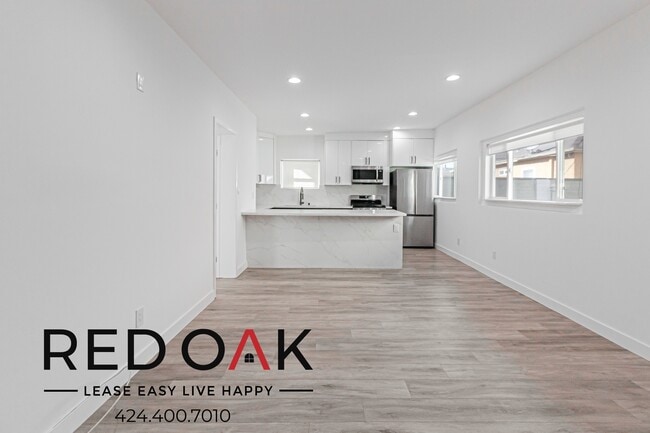 Photo - 608 W Hillcrest Blvd Unit 608 1/2